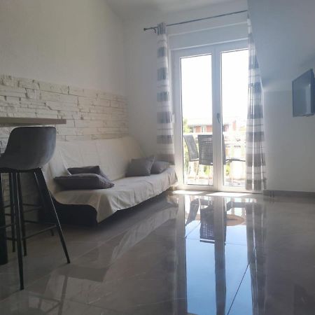 Apartments Marina โตรกีร์ ภายนอก รูปภาพ