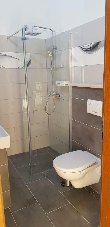 Apartments Marina โตรกีร์ ภายนอก รูปภาพ